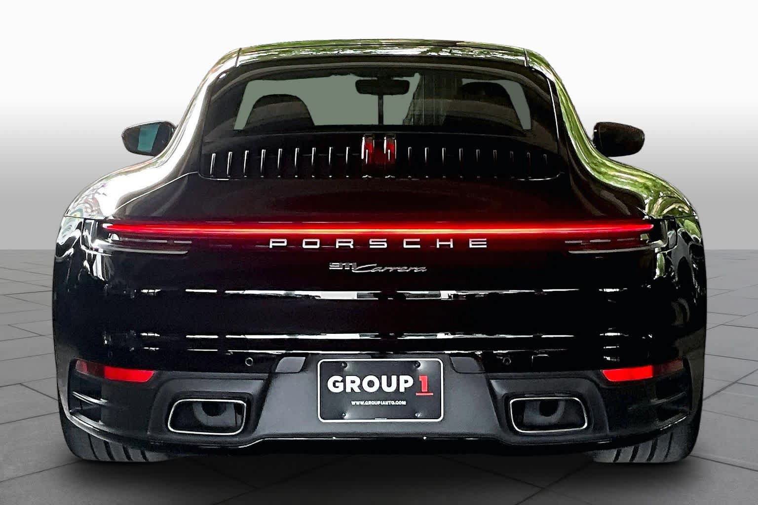 Used 2024 Porsche 911 Carrera RWD image 4