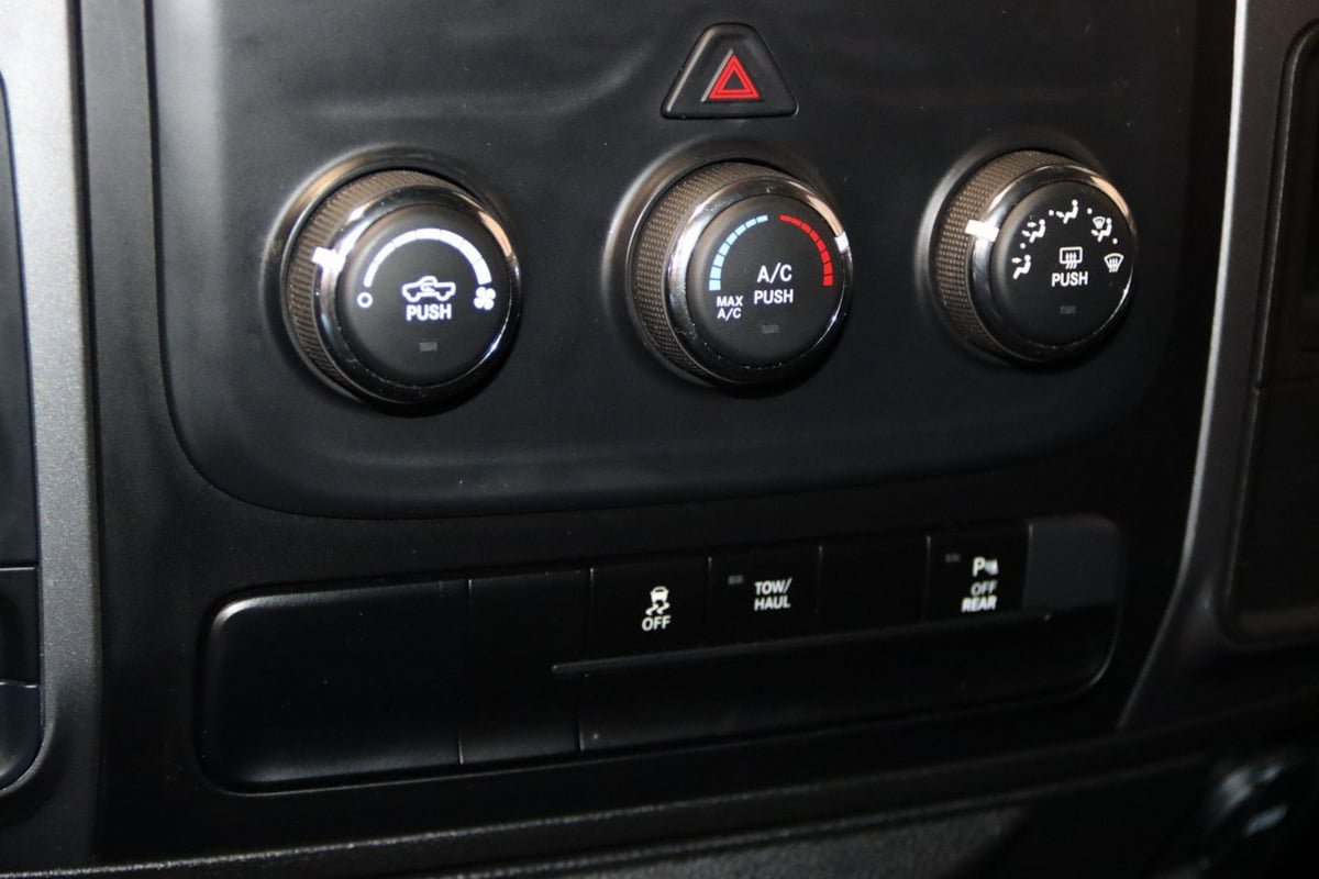 Used 2024 RAM 1500 Classic Warlock image 41