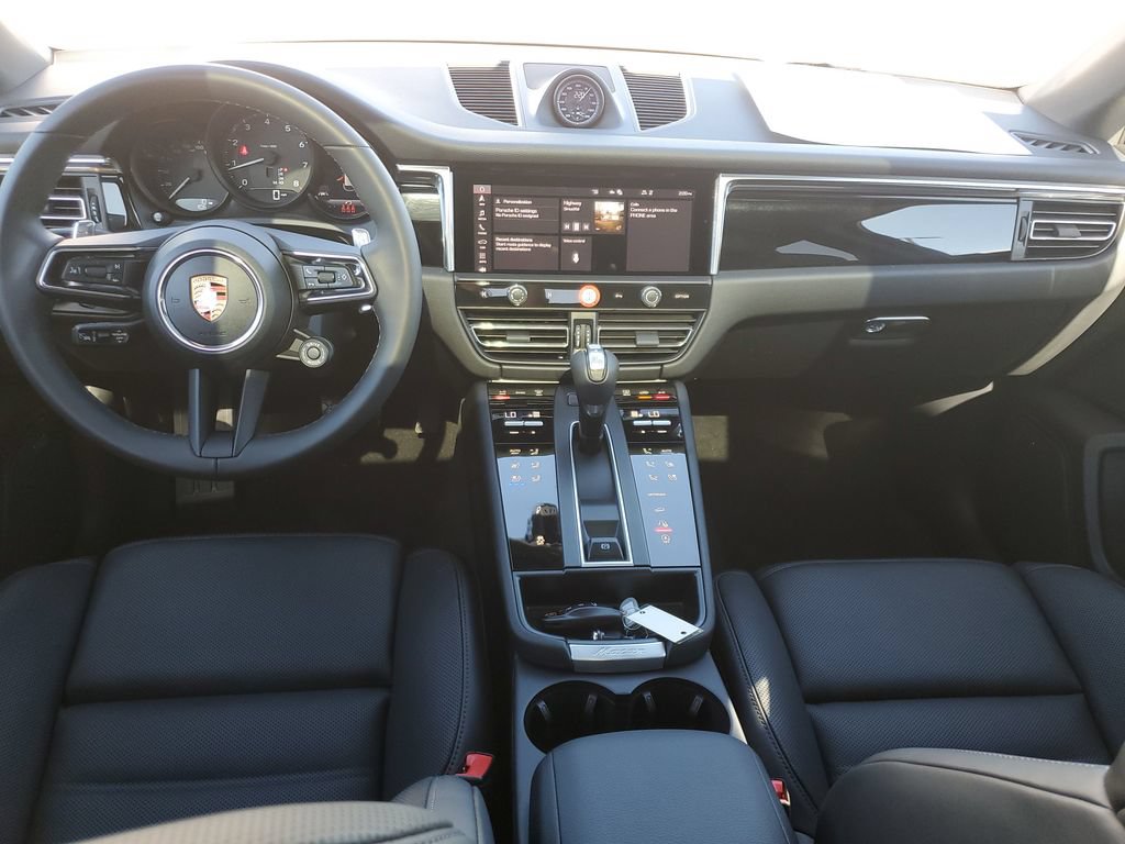 New 2026 Porsche Macan AWD/4WD image 22