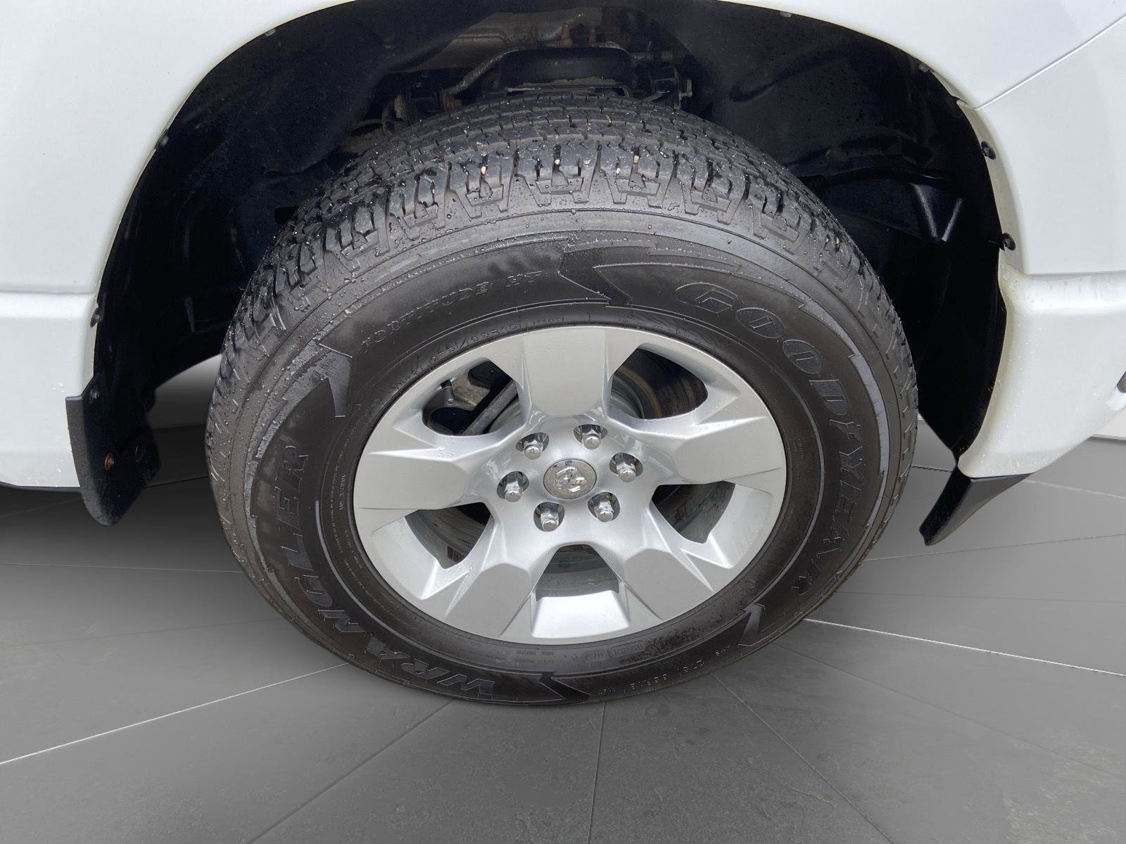 Used 2022 RAM 1500 Big Horn AWD/4WD image 13