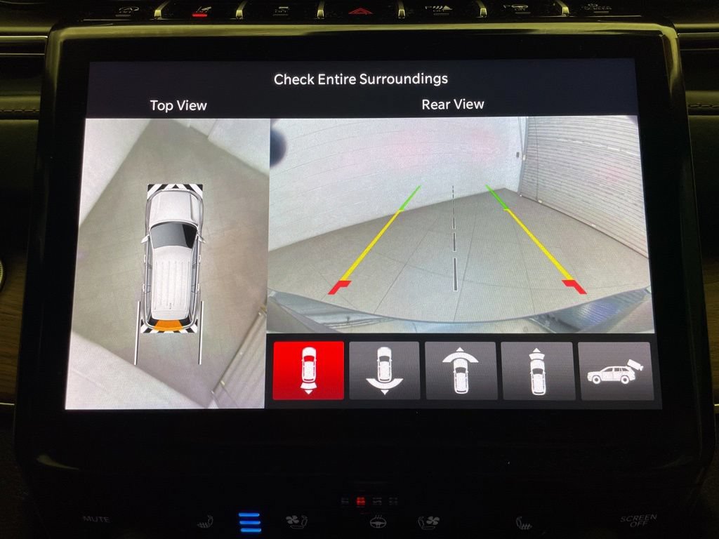 Certified 2023 Jeep Grand Cherokee L Summit w/ Luxury Tech Group V RWD image 15