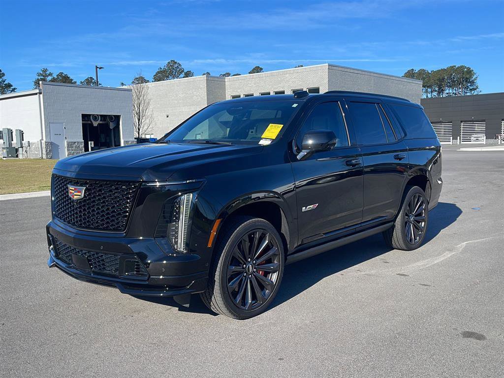 Used 2025 Cadillac Escalade V image 3