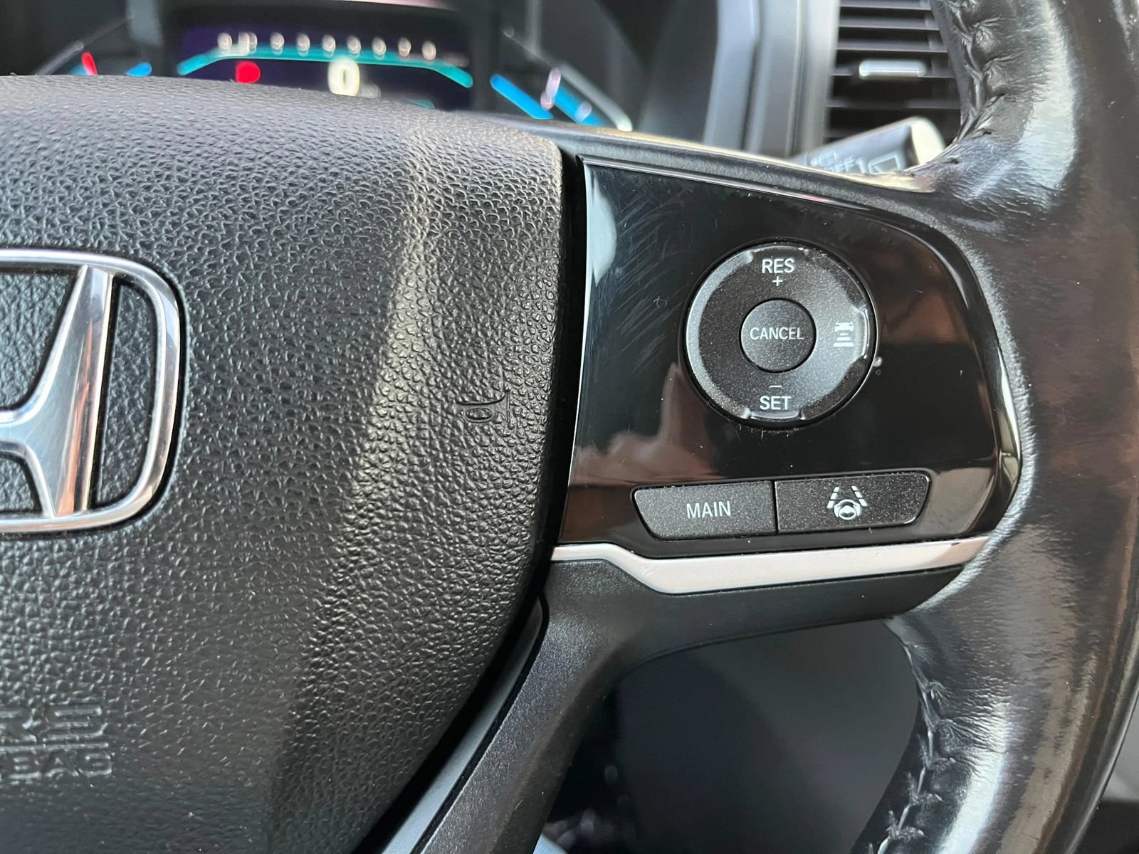 Used 2018 Honda Odyssey EX-L image 19