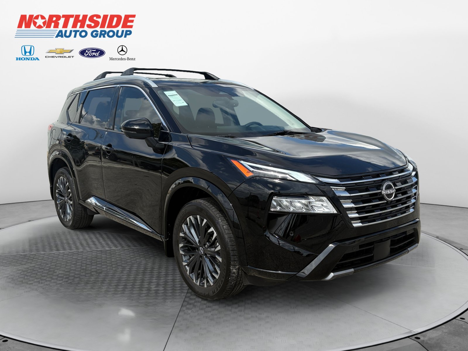 Used 2026 Nissan Rogue Platinum w/ Platinum Premium Package AWD/4WD image 1