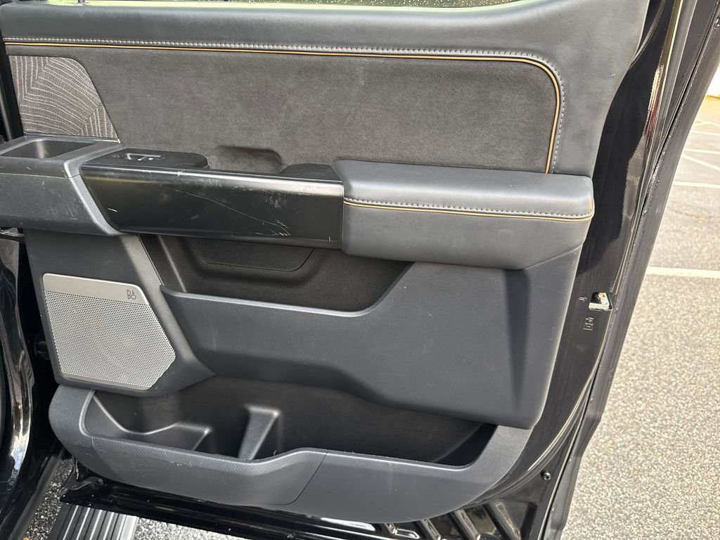 Used 2023 Ford F150 Platinum image 16