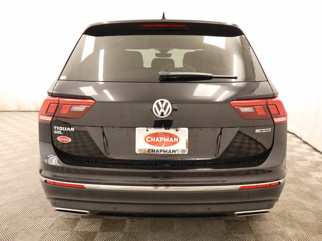 Used 2020 Volkswagen Tiguan SEL AWD/4WD image 5