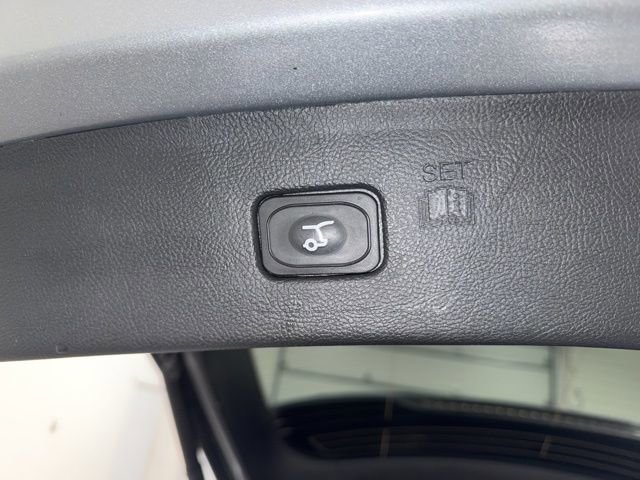 Used 2024 Ford Edge SEL w/ Convenience Package image 39