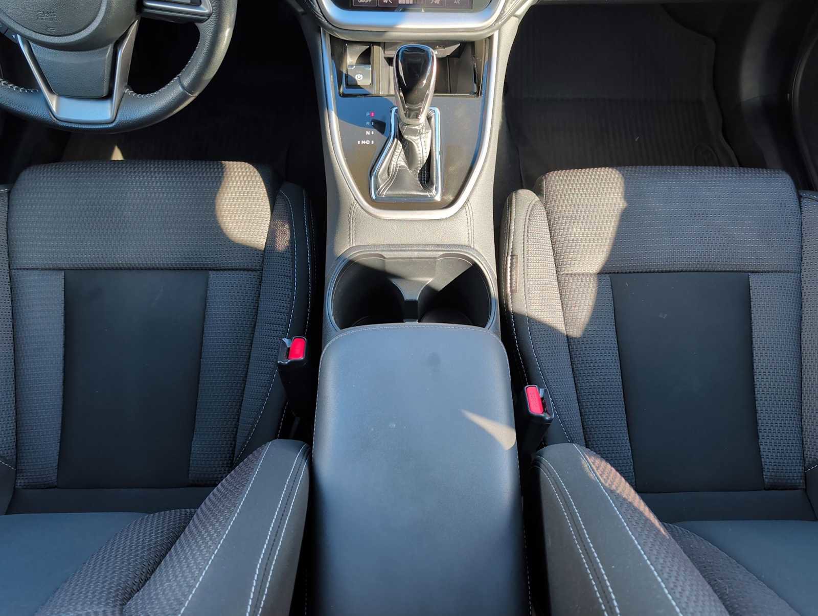 Used 2022 Subaru Outback Premium image 31