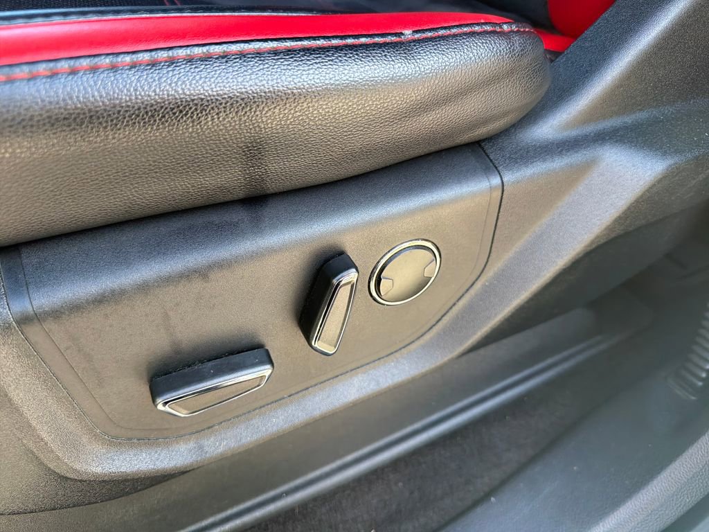 Used 2016 Ford F150 Lariat image 17