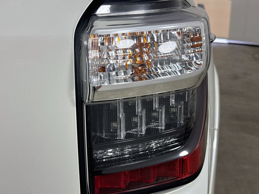 Used 2019 Toyota 4Runner Limited RWD image 33
