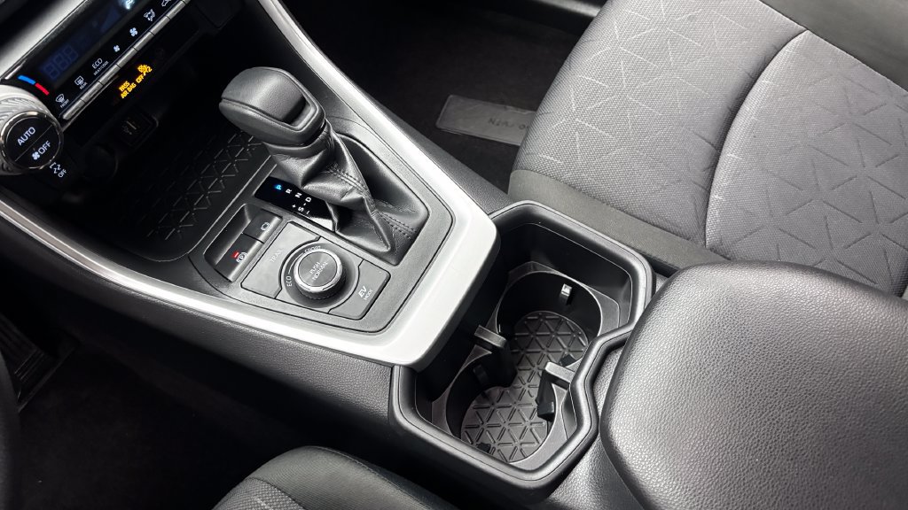 Certified 2025 Toyota RAV4 XLE AWD/4WD image 24