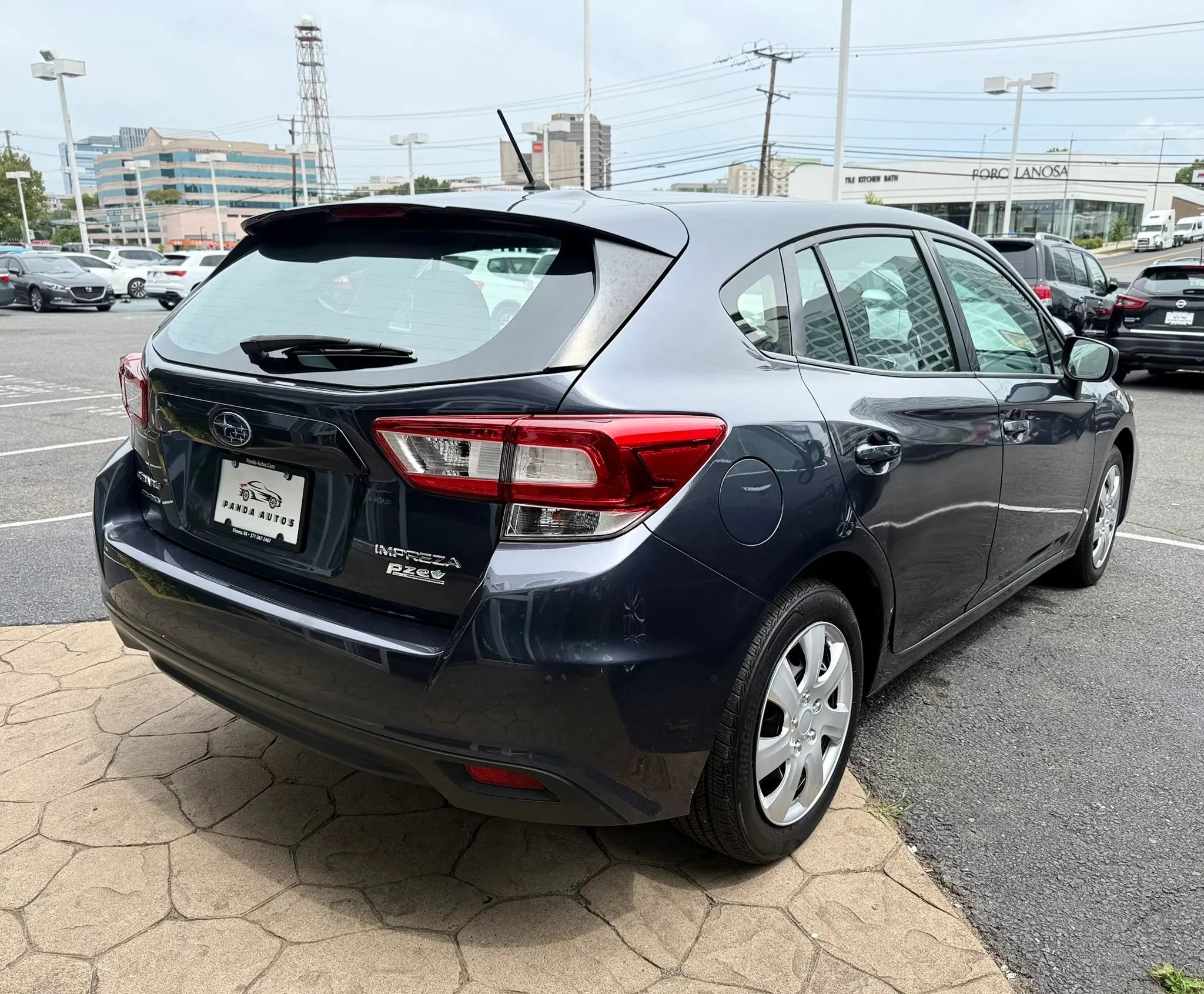 Used 2017 Subaru Impreza 2.0i AWD/4WD image 7