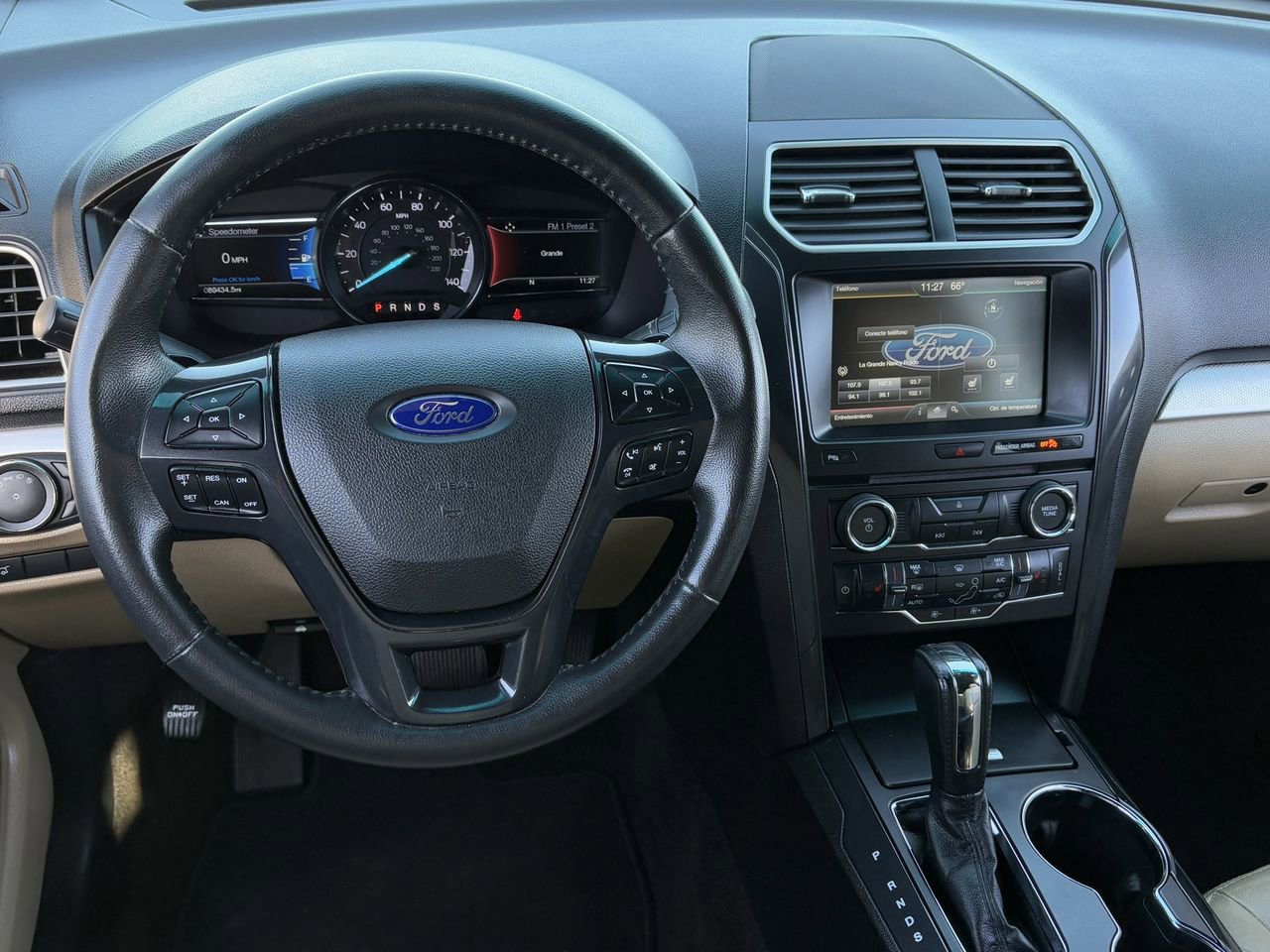 Used 2016 Ford Explorer XLT w/ Equipment Group 202A image 13