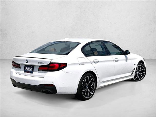 Used 2023 BMW 530e w/ M Sport Package video 2