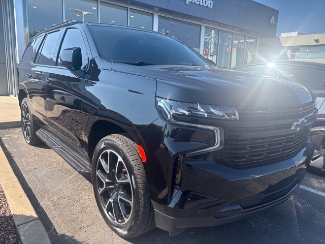 Used 2024 Chevrolet Tahoe RST w/ Luxury Package AWD/4WD image 9