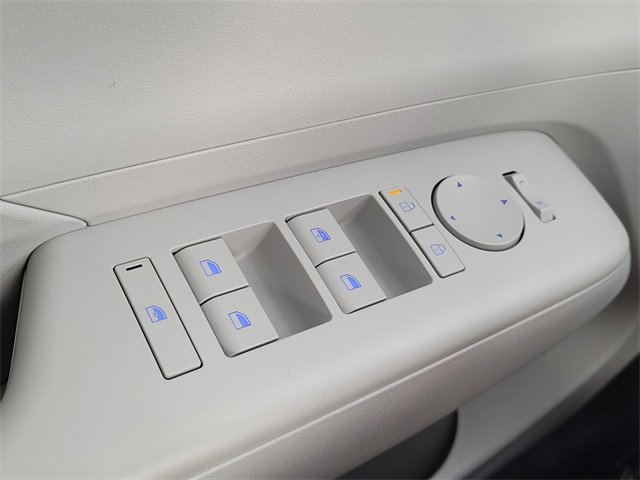 New 2025 Hyundai Kona SEL image 17