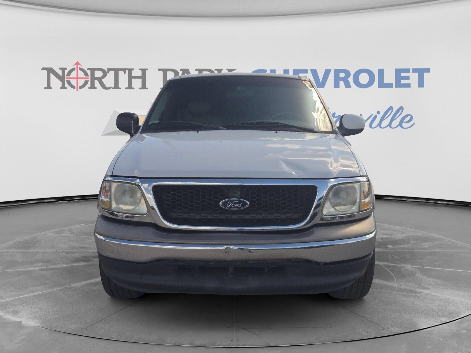 Used 2001 Ford F150 Lariat RWD image 9