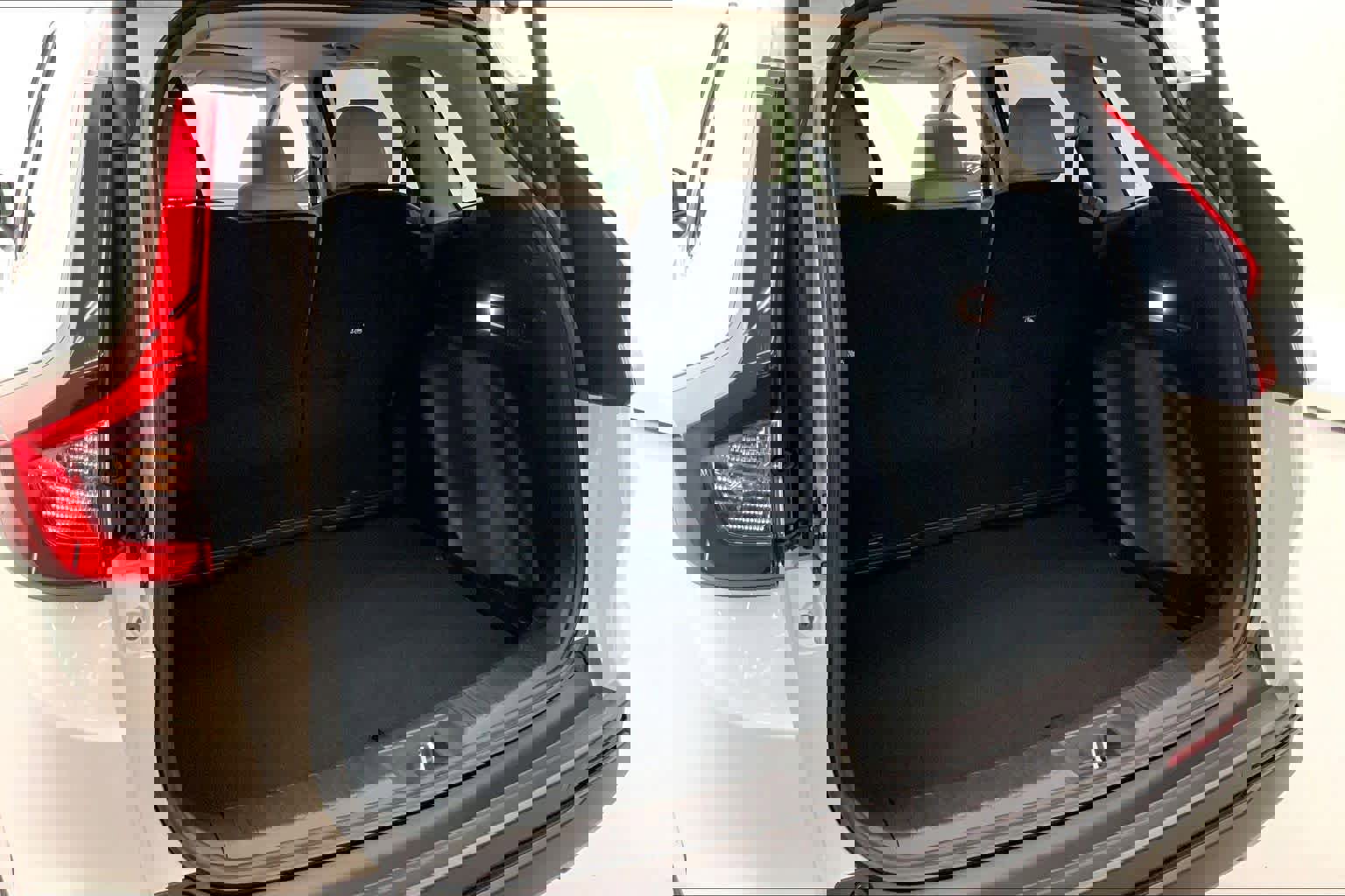 Used 2025 Honda CR-V EX-L image 15