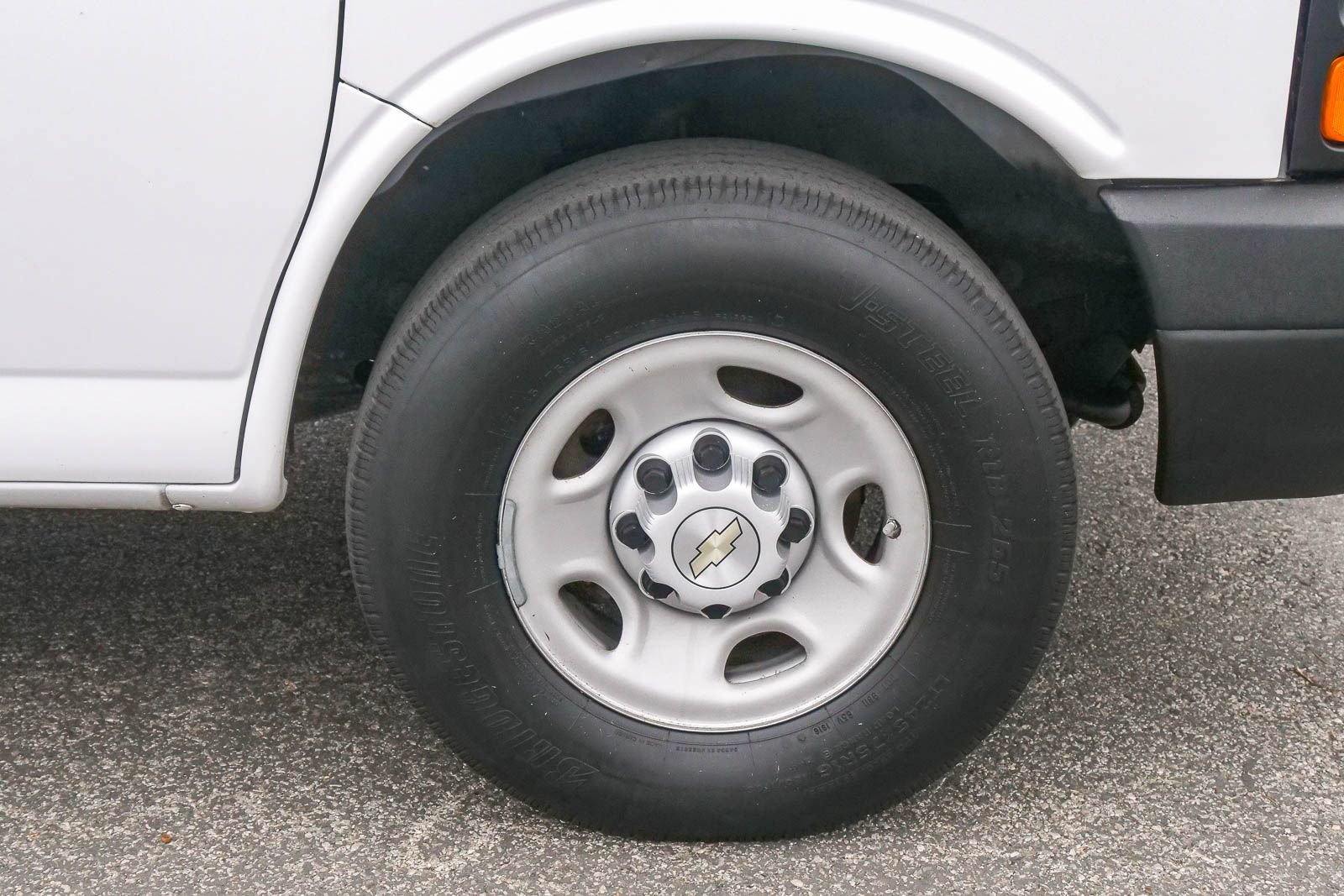 Used 2008 Chevrolet Express 2500 RWD image 5