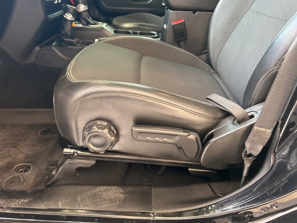 Used 2023 Jeep Gladiator Sport image 41