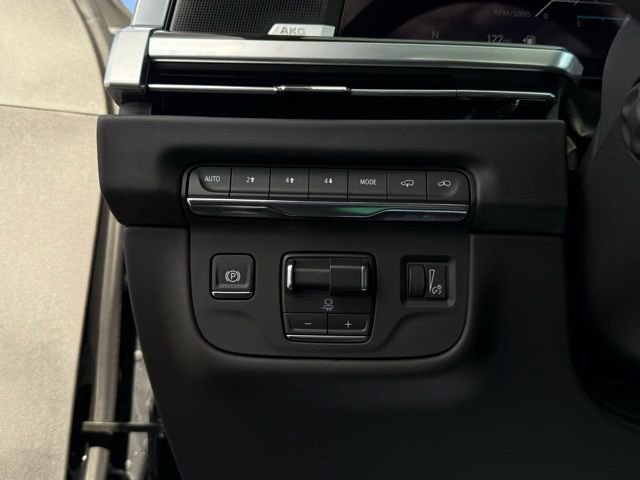 Used 2026 Cadillac Escalade Platinum Sport w/ LPO, Floor Liner Package image 15