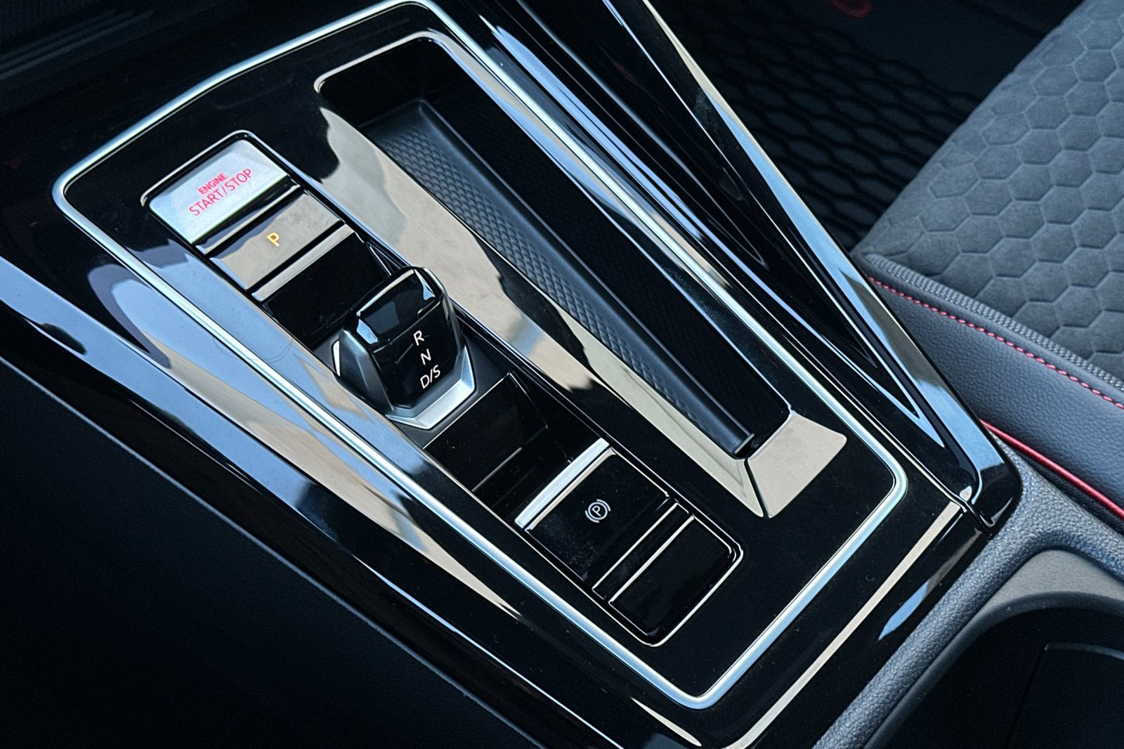 New 2025 Volkswagen GTI SE image 20