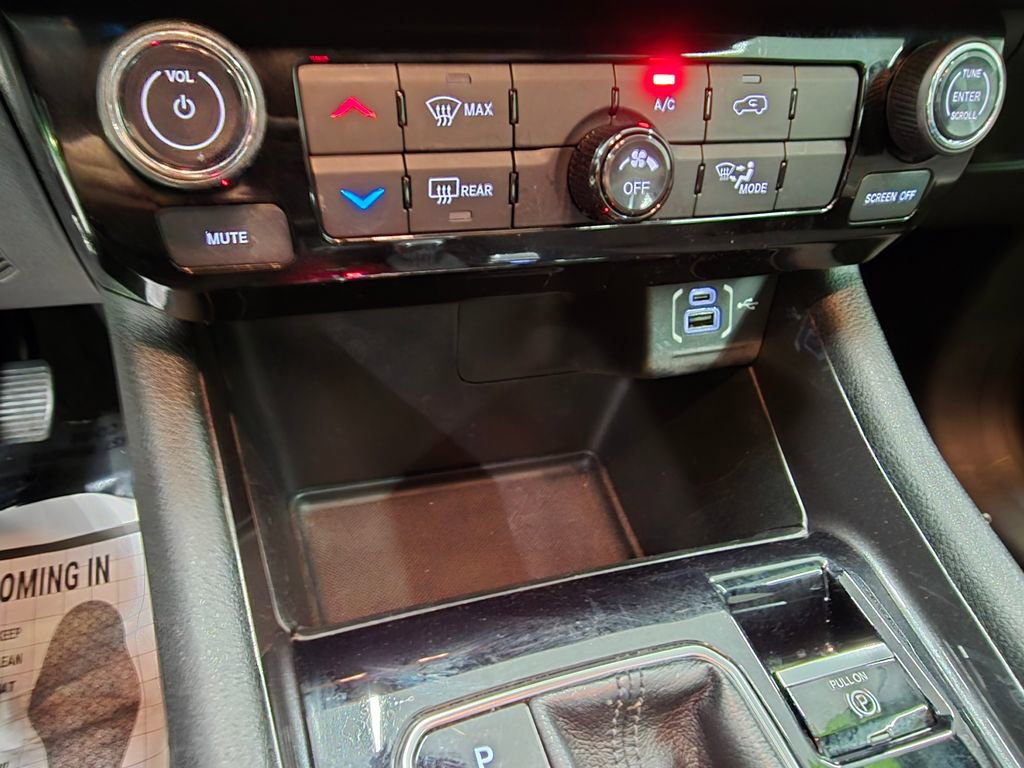 Used 2023 Jeep Compass Sport image 26