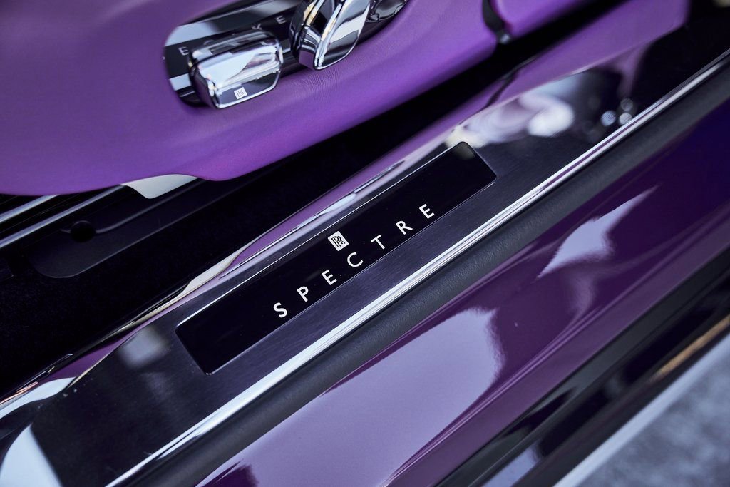 Used 2024 Rolls-Royce Spectre w/ Spectre Launch Package image 27