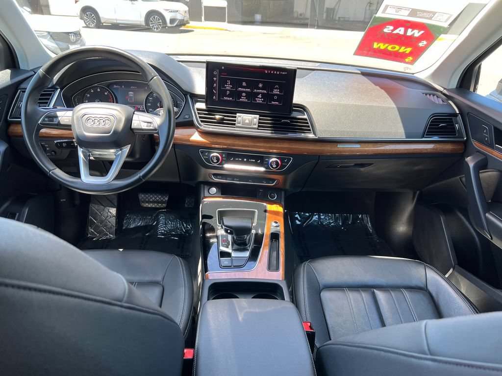 Used 2023 Audi Q5 2.0T Premium w/ Convenience Package AWD/4WD image 29