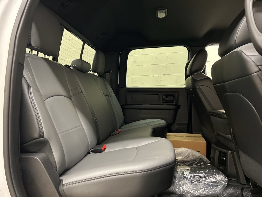 New 2026 RAM 5500 Tradesman AWD/4WD image 9