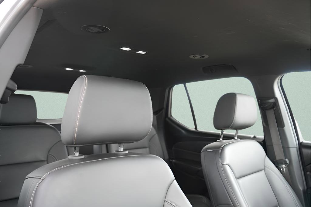 Used 2023 Chevrolet Traverse LT w/ LT Premium Package AWD/4WD image 14