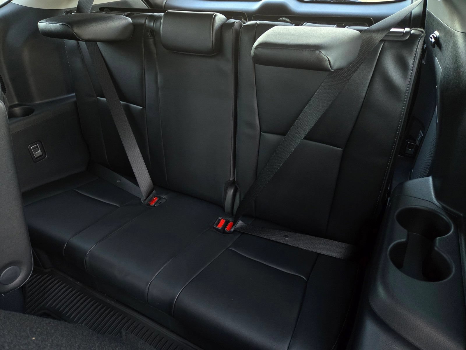 Certified 2026 Toyota Highlander Limited AWD/4WD image 12