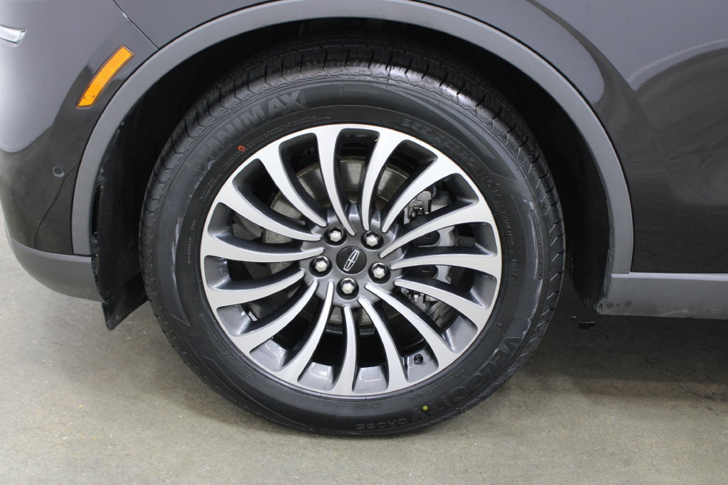 Used 2023 Lincoln Aviator Reserve w/ Elements Package Plus RWD image 32