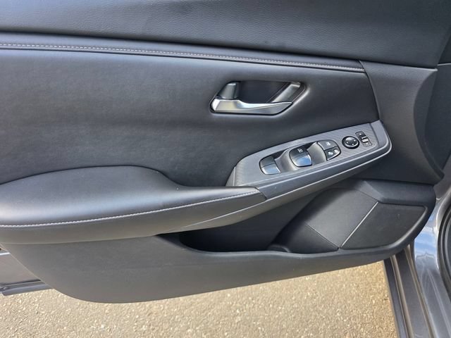 Used 2023 Nissan Sentra SV w/ All-Weather Package FWD image 10