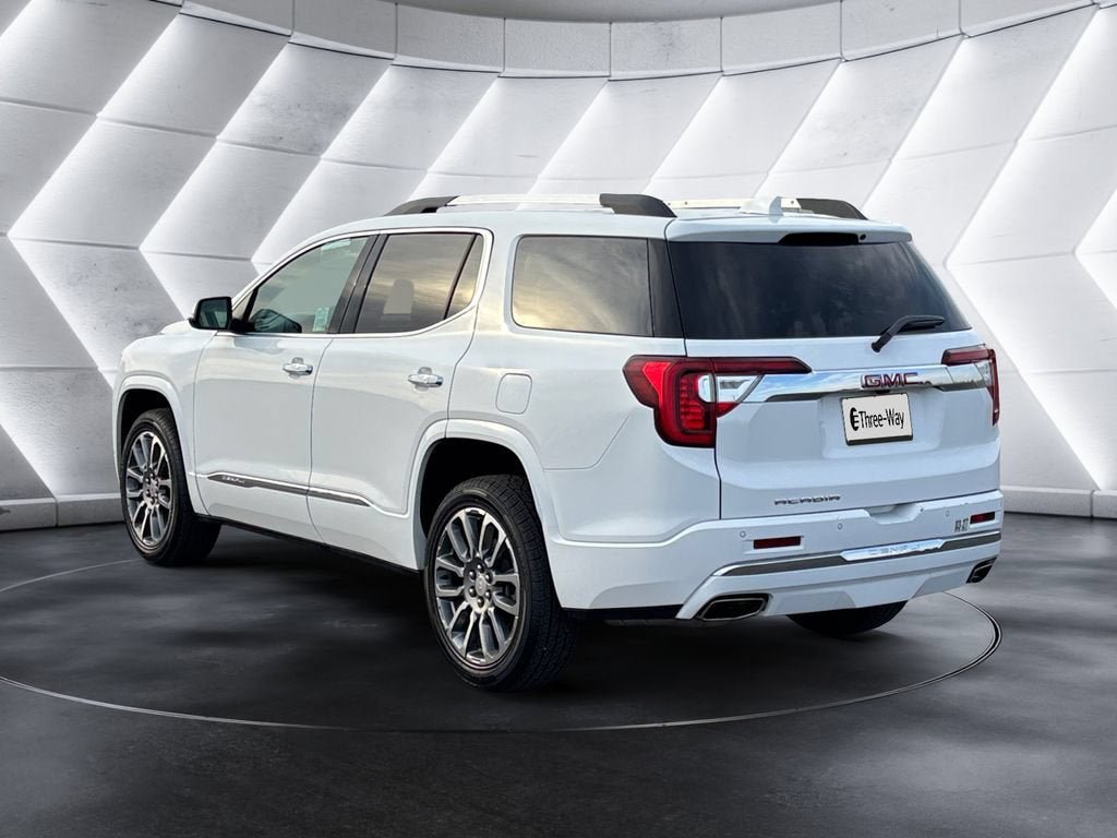 Certified 2023 GMC Acadia Denali FWD image 3