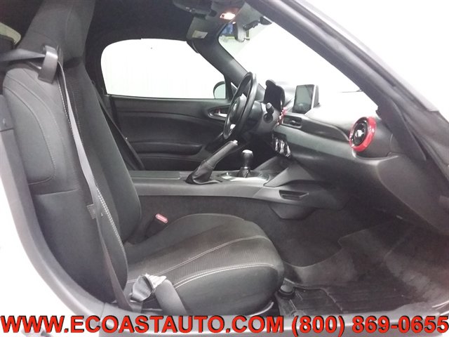 Used 2018 FIAT 124 Spider Classica w/ Technology Group RWD image 12