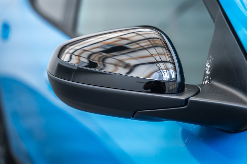New 2026 Chevrolet Trax RS w/ Sunroof Package FWD image 16