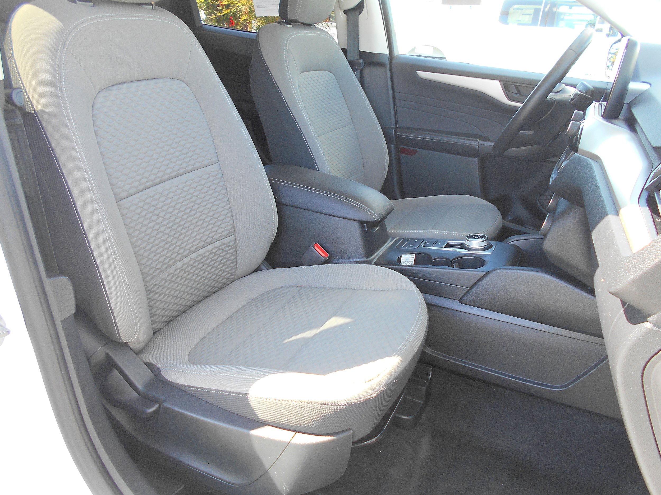 Used 2022 Ford Escape SE w/ Convenience Package AWD/4WD image 7