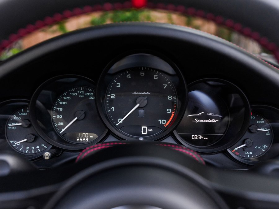 Used 2019 Porsche 911 Speedster RWD image 19