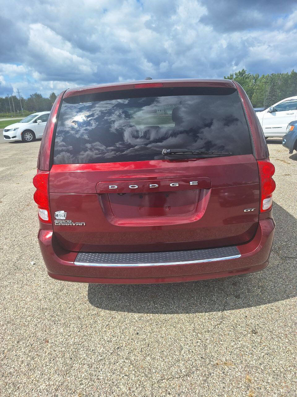 Used 2020 Dodge Grand Caravan GT image 4