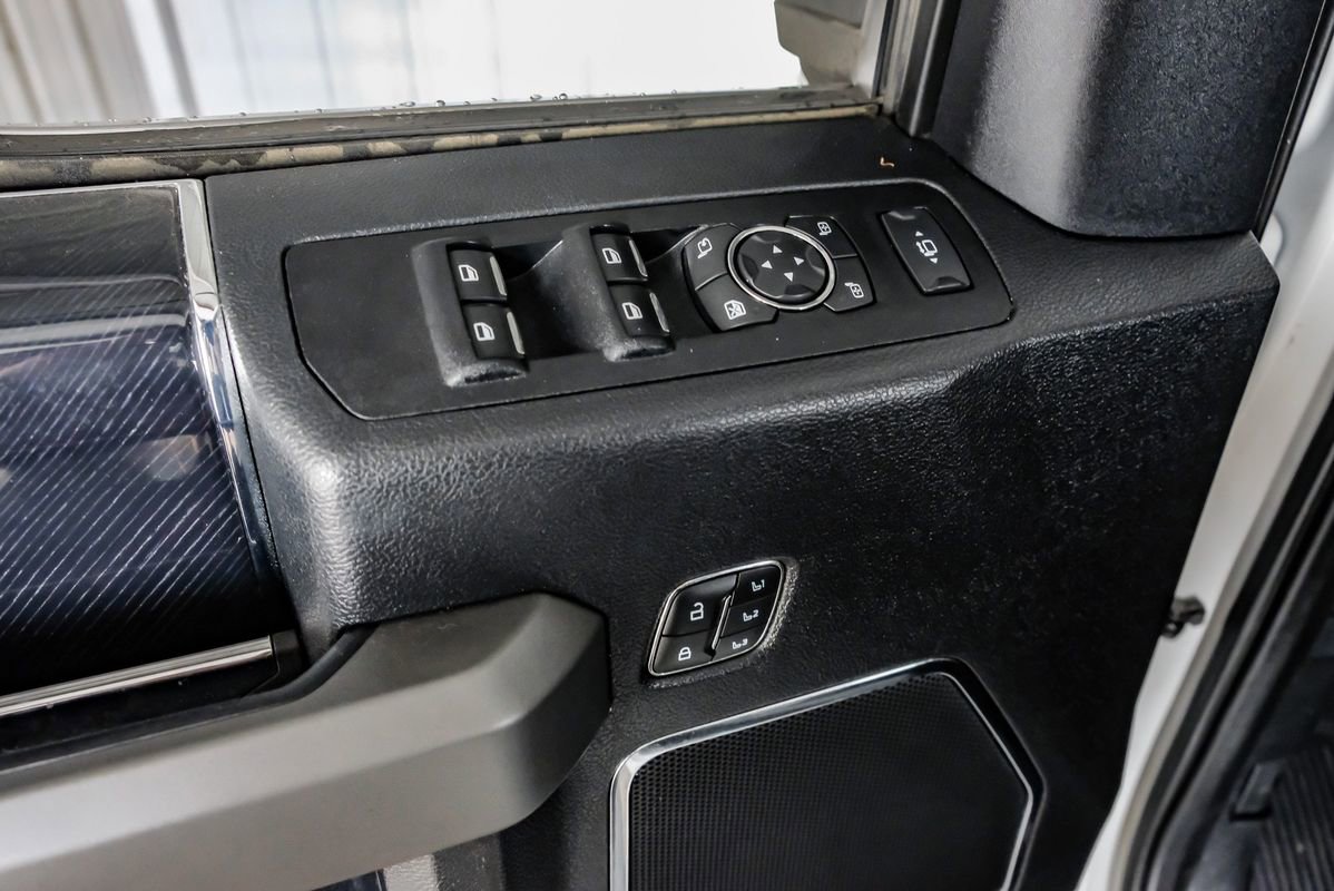 Used 2021 Ford F450 Platinum w/ FX4 Off-Road Package image 44