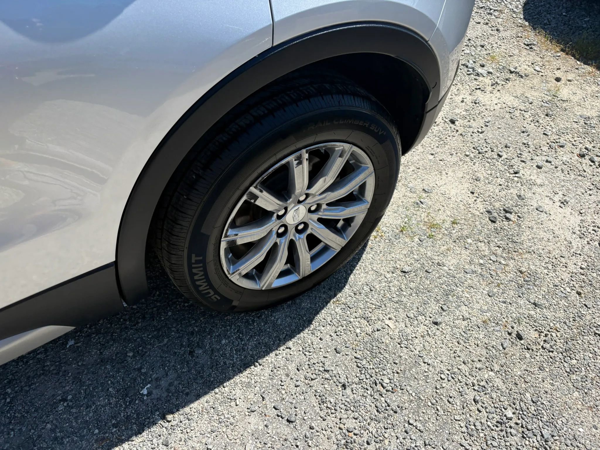 Used 2019 Cadillac XT4 Premium Luxury w/ Enhanced Visibility Package FWD image 12