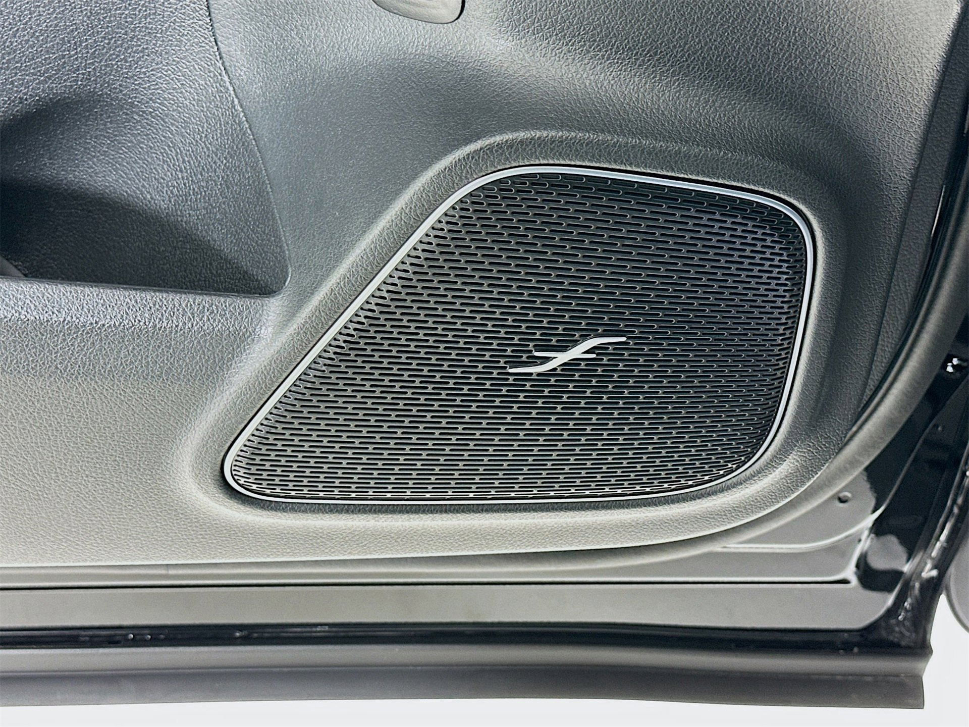 New 2026 Mercedes-Benz GLB 35 AMG 4MATIC image 20