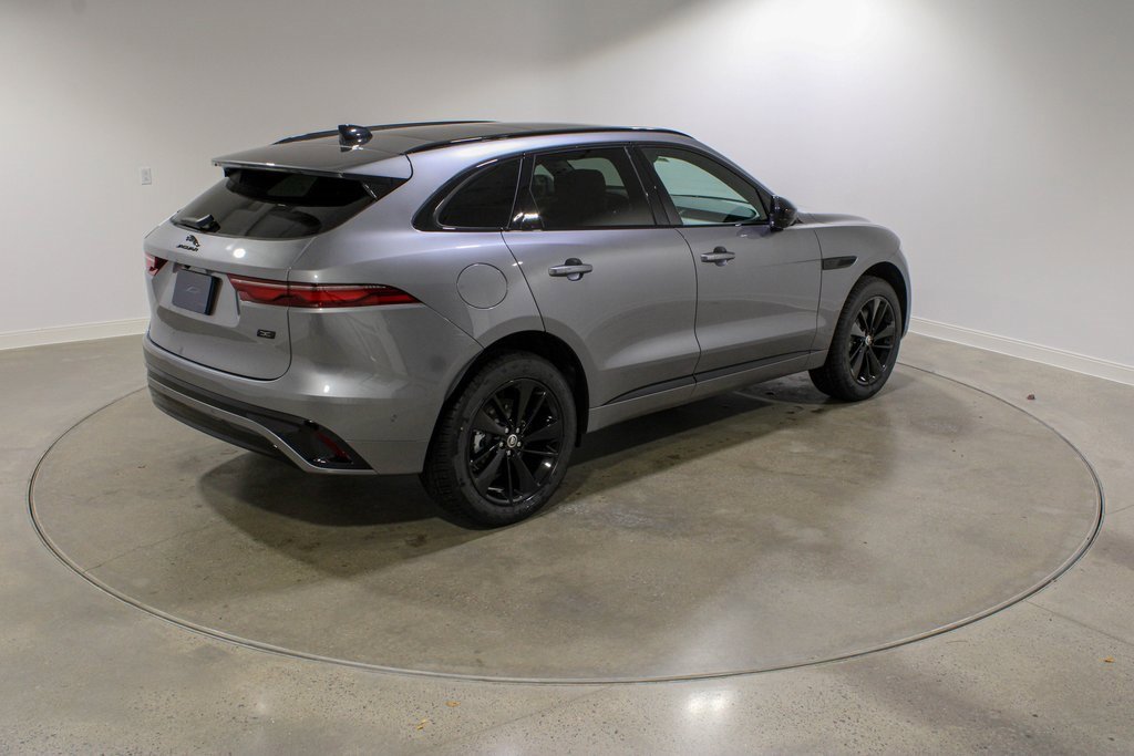 New 2026 Jaguar F-PACE R-Dynamic S image 5