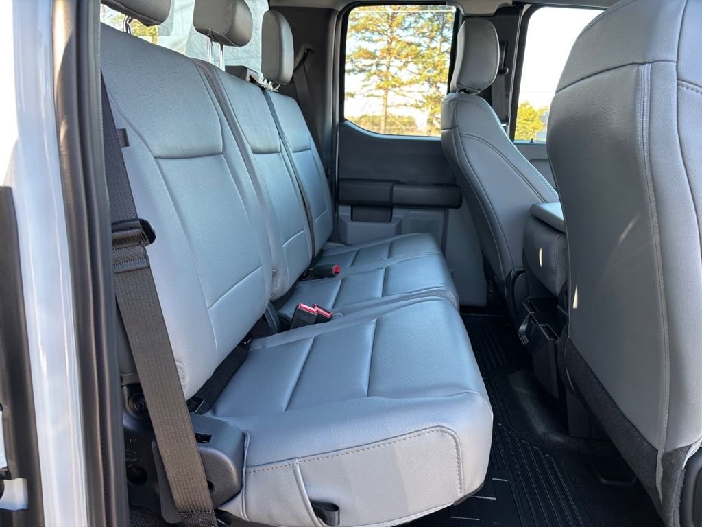 New 2026 Ford F250 XL w/ XL Chrome Package image 12