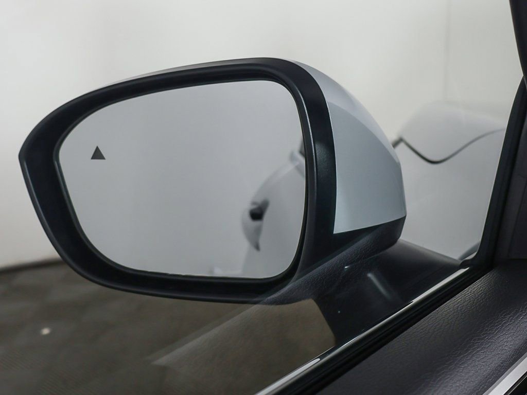 New 2026 Mitsubishi Outlander ES FWD image 36