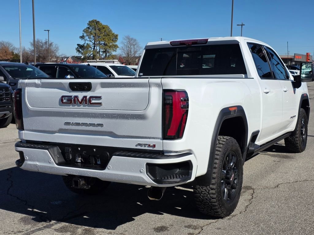 Used 2024 GMC Sierra 2500 AT4 w/ Technology Package AWD/4WD image 8