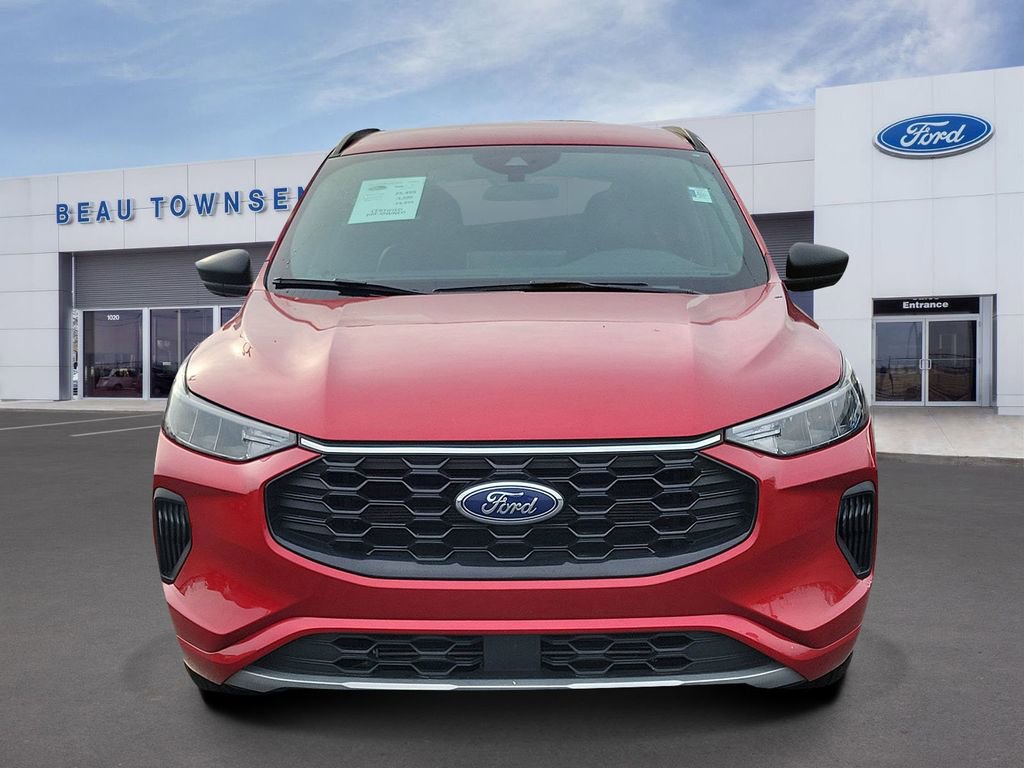Certified 2023 Ford Escape ST-Line image 2