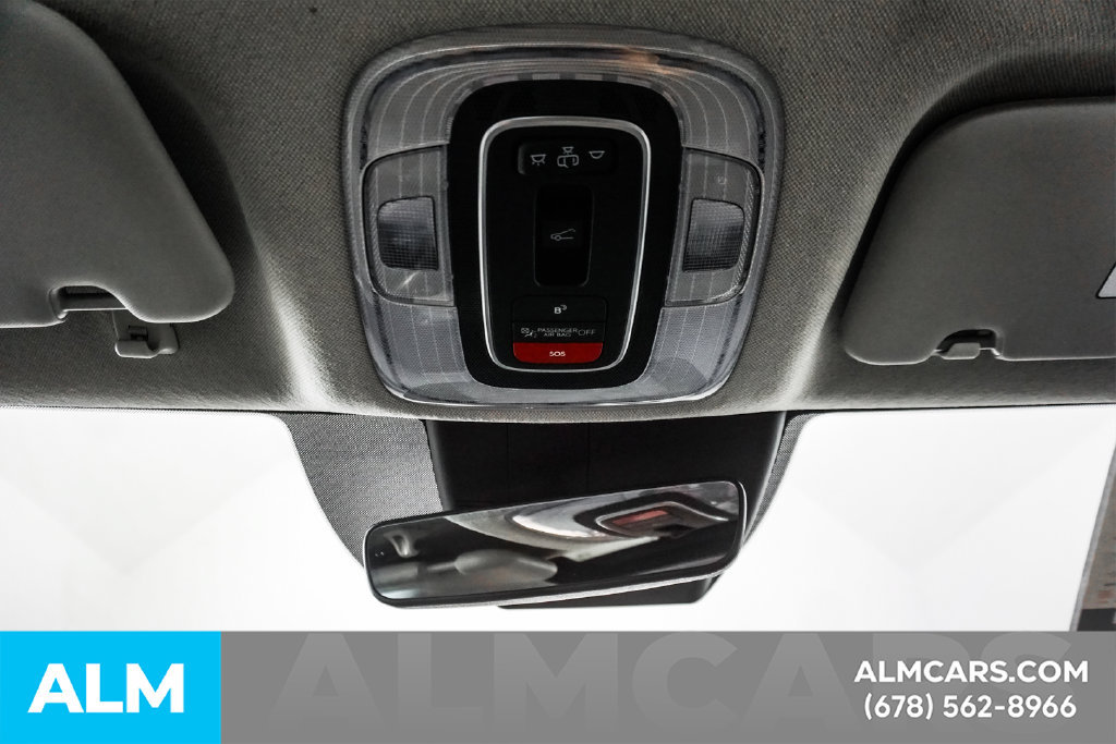 Used 2025 Hyundai Elantra Limited FWD image 58