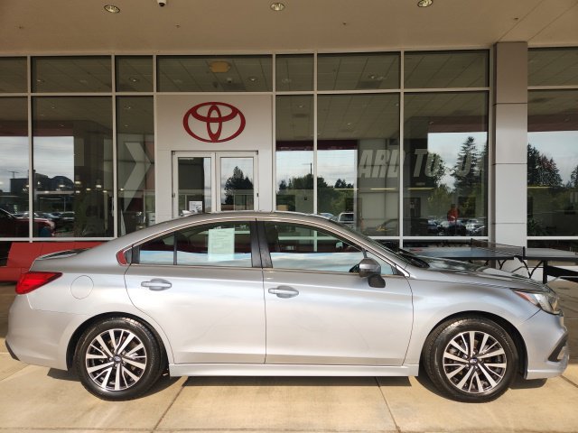 Used 2019 Subaru Legacy 2.5i Premium AWD/4WD image 3